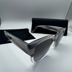 Chico’s Gray Oversized Sunglasses with Case & Cloth 100% UV Protection